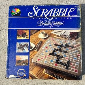 Vintage Scrabble 1987 Deluxe Edition With Turntable Rotating Board